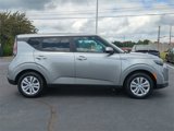 Used 2024 Kia Soul LX image 3