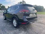 Used 2019 Nissan Rogue SV image 2