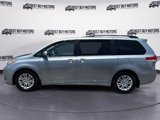 Used 2011 Toyota Sienna XLE image 4