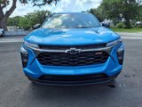 New 2025 Chevrolet Trax RS w/ Sunroof Package image 2