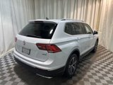 Used 2018 Volkswagen Tiguan SEL w/ 3rd Row Seat Package image 4