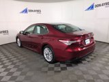 Used 2018 Toyota Camry XLE image 3