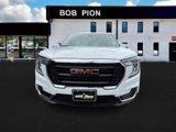 Used 2024 GMC Terrain SLE image 2