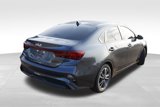 Certified 2022 Kia Forte LXS image 4
