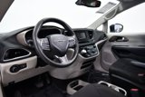Used 2017 Chrysler Pacifica Touring image 2