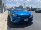 Certified 2019 Toyota Camry SE image 3