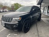 Used 2018 Jeep Grand Cherokee Altitude image 3