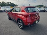 Used 2024 Hyundai Venue SEL image 3