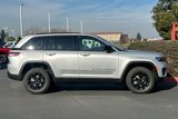 New 2025 Jeep Grand Cherokee Altitude image 4