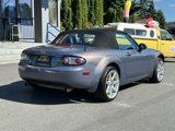 Used 2006 MAZDA MX-5 Miata Grand Touring w/ Premium Pkg image 4