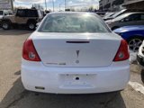 Used 2009 Pontiac G6 Sedan w/ Premium Package image 4