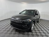 Used 2022 Jeep Compass Latitude image 2