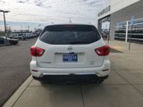 Used 2020 Nissan Pathfinder S image 4