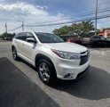 Used 2015 Toyota Highlander Limited image 3