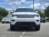 Used 2020 Jeep Grand Cherokee Laredo image 2