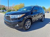 Certified 2016 Toyota Highlander Plus image 3