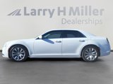 Used 2017 Chrysler 300 Limited image 2