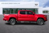 Used 2022 Toyota Tacoma TRD Sport image 2