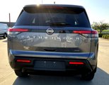 Used 2023 Nissan Pathfinder S image 4