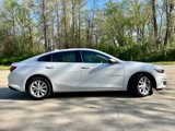 Used 2022 Chevrolet Malibu LT image 4