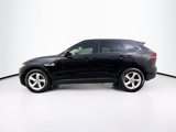 Used 2018 Jaguar F-PACE Premium image 4