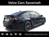 Used 2022 Toyota Camry SE image 3