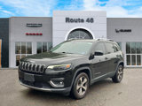 Used 2019 Jeep Cherokee Limited w/ Luxury Group image 2