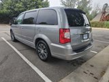Used 2014 Chrysler Town & Country S image 3