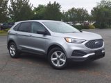 Used 2024 Ford Edge SE image 2