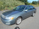 Used 2002 Toyota Avalon XLS image 2
