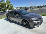 Used 2021 Toyota Camry SE image 2