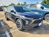 New 2025 Chevrolet Trax RS w/ Sunroof Package image 2
