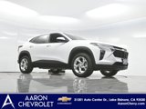 Used 2024 Chevrolet Trax LS w/ LS Convenience Package image 2