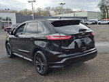 Used 2022 Ford Edge SE w/ Black Appearance Package image 4
