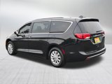 Used 2019 Chrysler Pacifica Touring-L w/ Premium Audio Group image 5