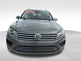 Used 2015 Volkswagen Touareg Lux image 3
