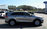 Used 2019 Kia Sorento FWD V6 image 6