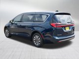 New 2025 Chrysler Pacifica Select image 5