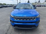 Used 2022 Jeep Compass Latitude image 2