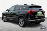Used 2019 GMC Terrain SLT w/ Preferred Package image 4