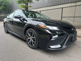 Used 2022 Toyota Camry SE image 3