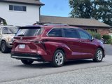 Used 2021 Toyota Sienna Platinum image 3