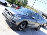 Used 2020 Volkswagen Tiguan SE w/ Panoramic Sunroof Package image 3