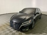 Used 2023 Nissan Altima 2.5 SV w/ SV Premium Package image 5