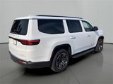 Used 2022 Jeep Wagoneer Series III w/ Flexible Seating Group image 5