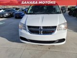 Used 2018 Dodge Grand Caravan SE w/ UConnect Hands-Free Group image 2