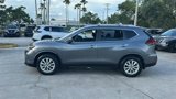 Used 2020 Nissan Rogue SV image 4