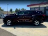 Used 2017 Kia Sorento LX w/ LX Convenience Package image 2