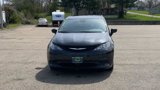 Used 2023 Chrysler Voyager LX image 3