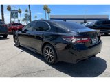 Used 2024 Toyota Camry SE image 3